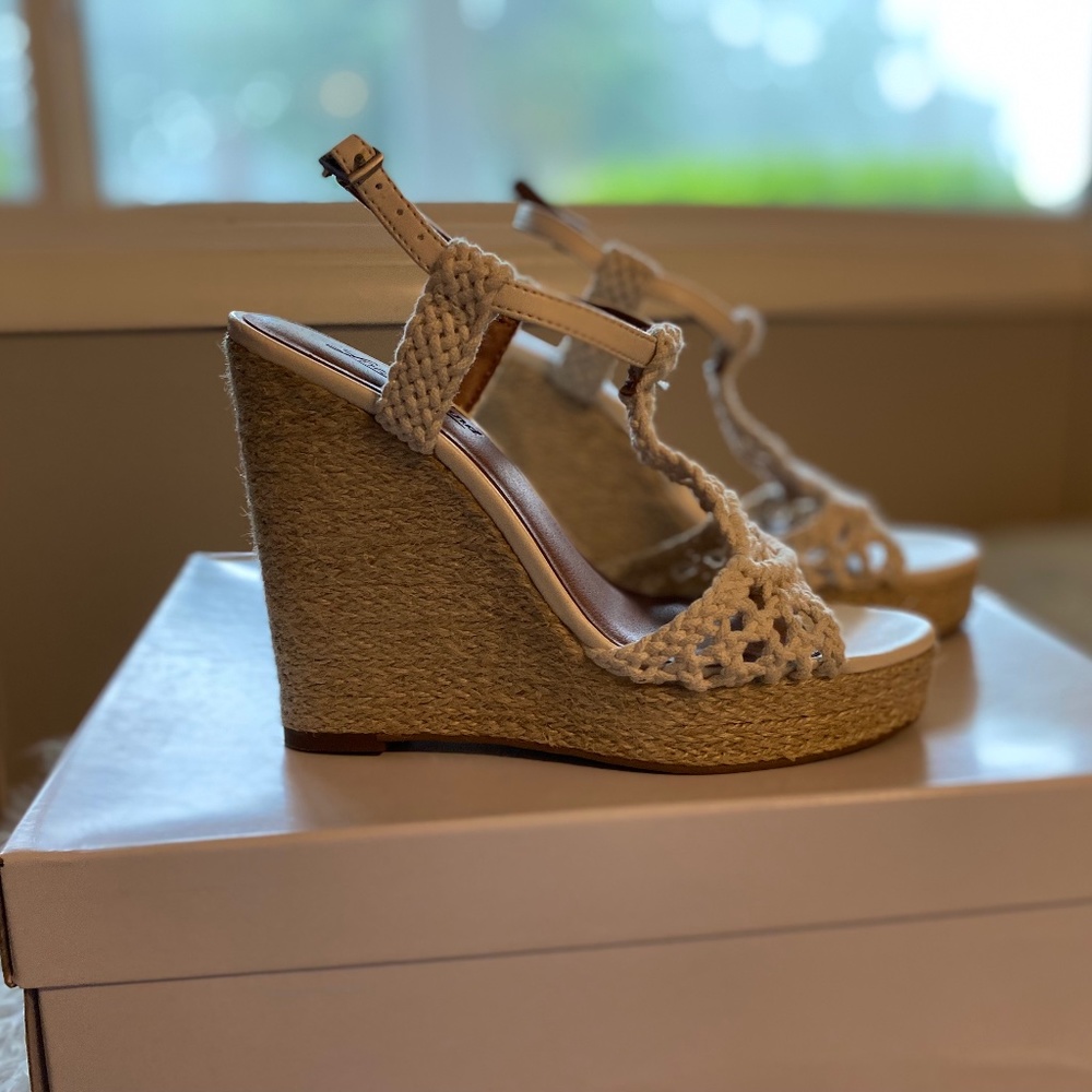 Lucky Brand Reylin Macrame, size 6